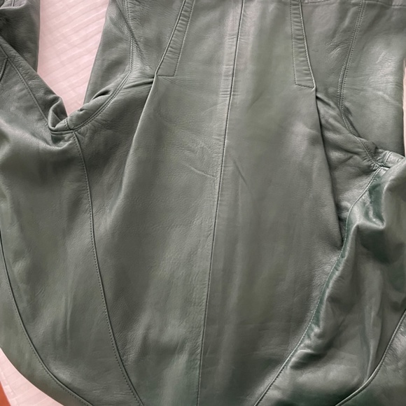 Annn Taylor leather jacket - Picture 2 of 2